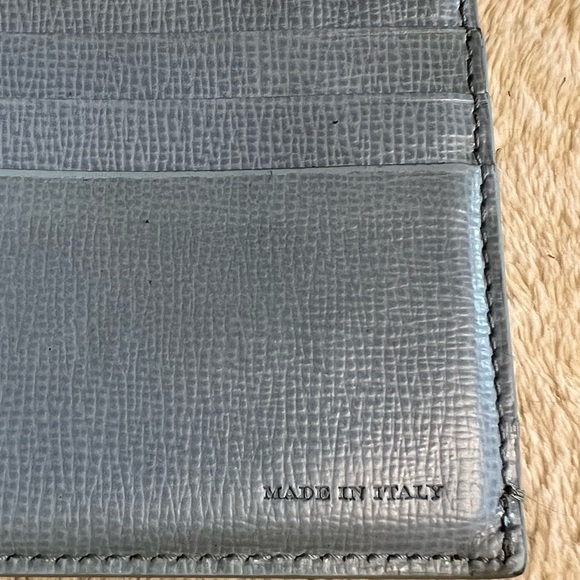 Burberry Baby Blue Croc-Embossed Saffiano Leather Card Case Holder w/zipper - Picture 6 of 7